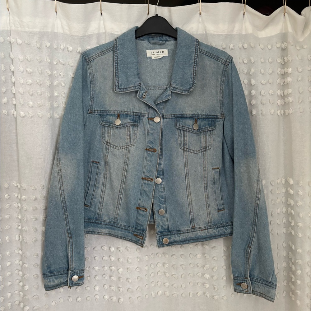 Women's Blue Denim Jacket
